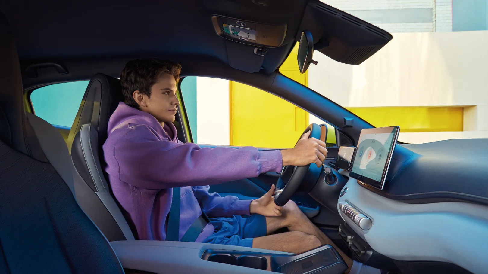 BYD Dolphin Surf – wynajem samochodu elektrycznego we Wrocławiu, Rent2Ride – miniatura 5